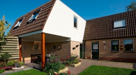 Uitbouw twee woningen